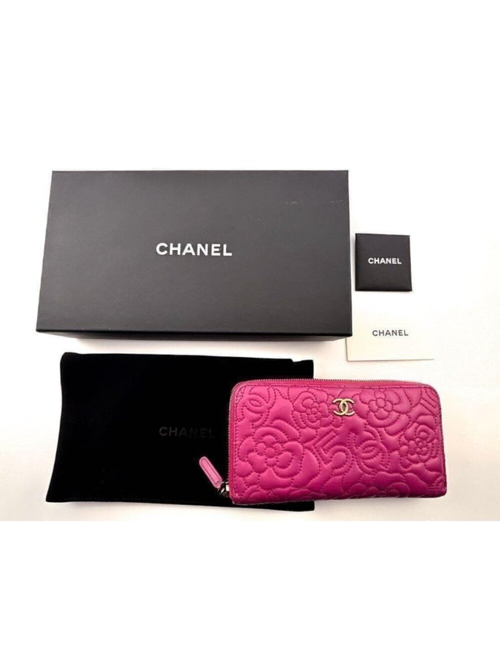 Chanel Wallet Camellia Stitch Round Zip - Picture 2 of 15